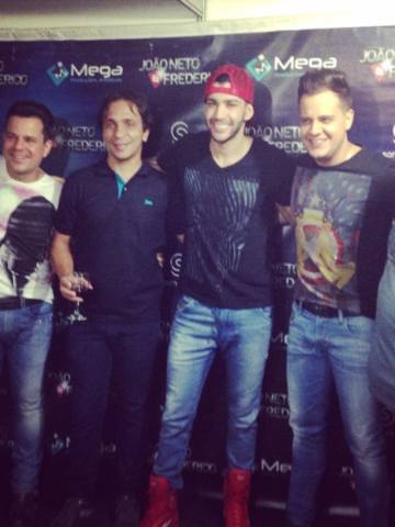 Everton Matos com João Neto & Frederico e Gusttavo Lima